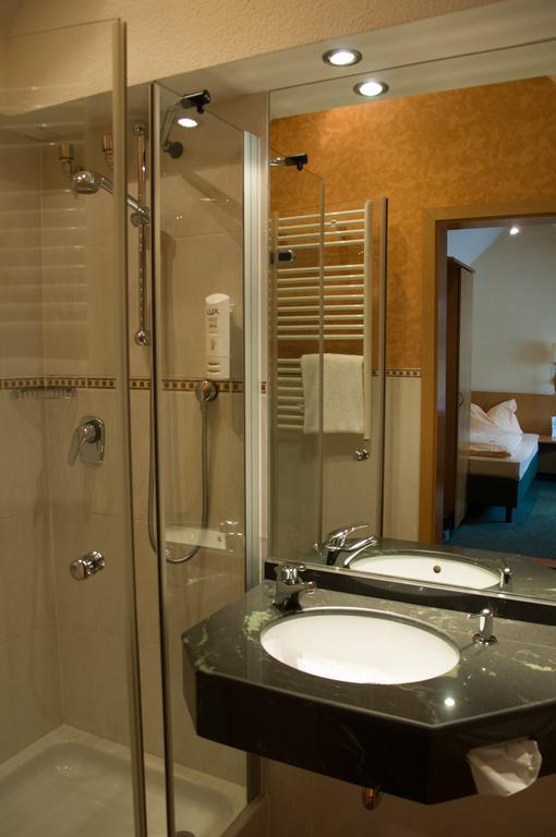 Domizil Alte Post Hotel Püttlingen Szoba fotó