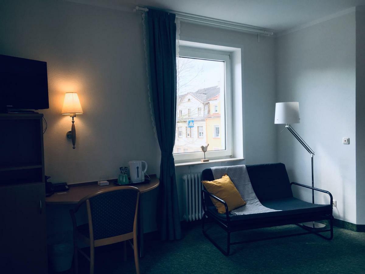 Domizil Alte Post Hotel Püttlingen Kültér fotó