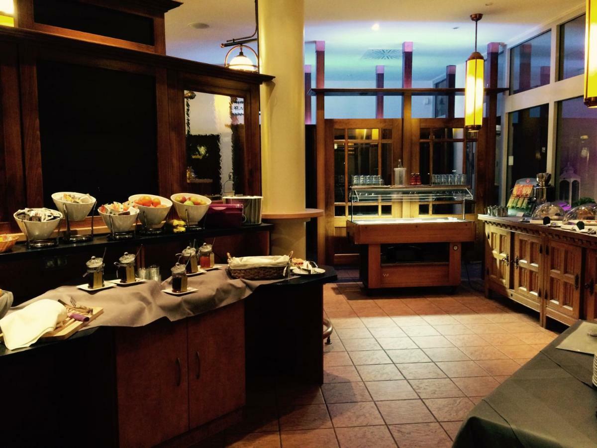 Domizil Alte Post Hotel Püttlingen Kültér fotó