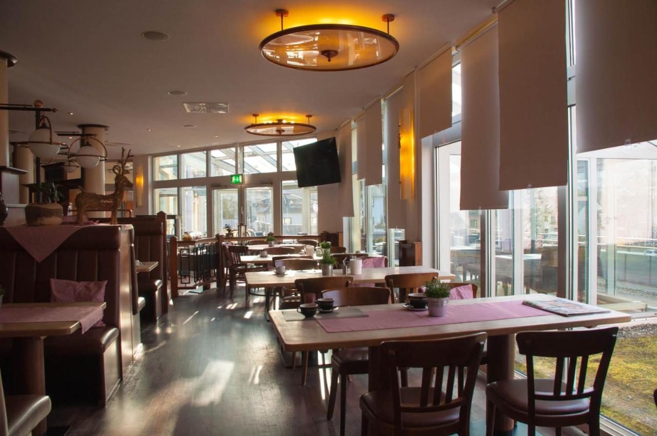 Domizil Alte Post Hotel Püttlingen Kültér fotó